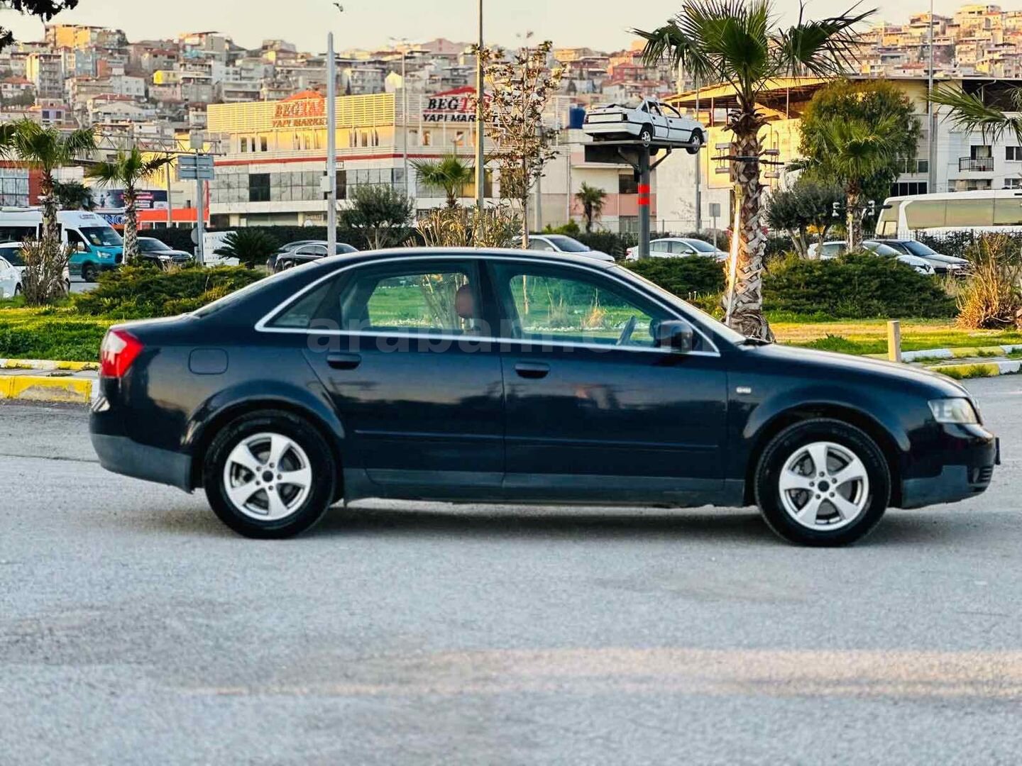 Sahibinden Audi A4 Sedan 1.9 TDI 2004 Model İzmir 430.000 km Lacivert 5
