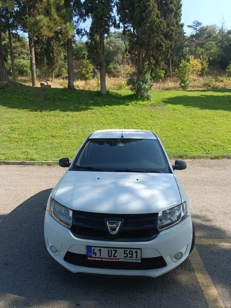 Sahibinden Dacia Sandero 1.2 Ambiance 2013 Model Kocaeli 144.000 km Beyaz