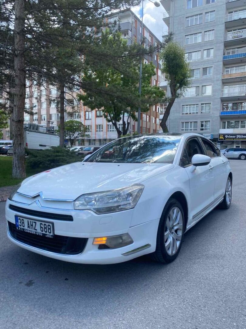 Sahibinden Citroen C5 1.6 HDi SX PK 2010 Model Kayseri 280.000 km Beyaz 3