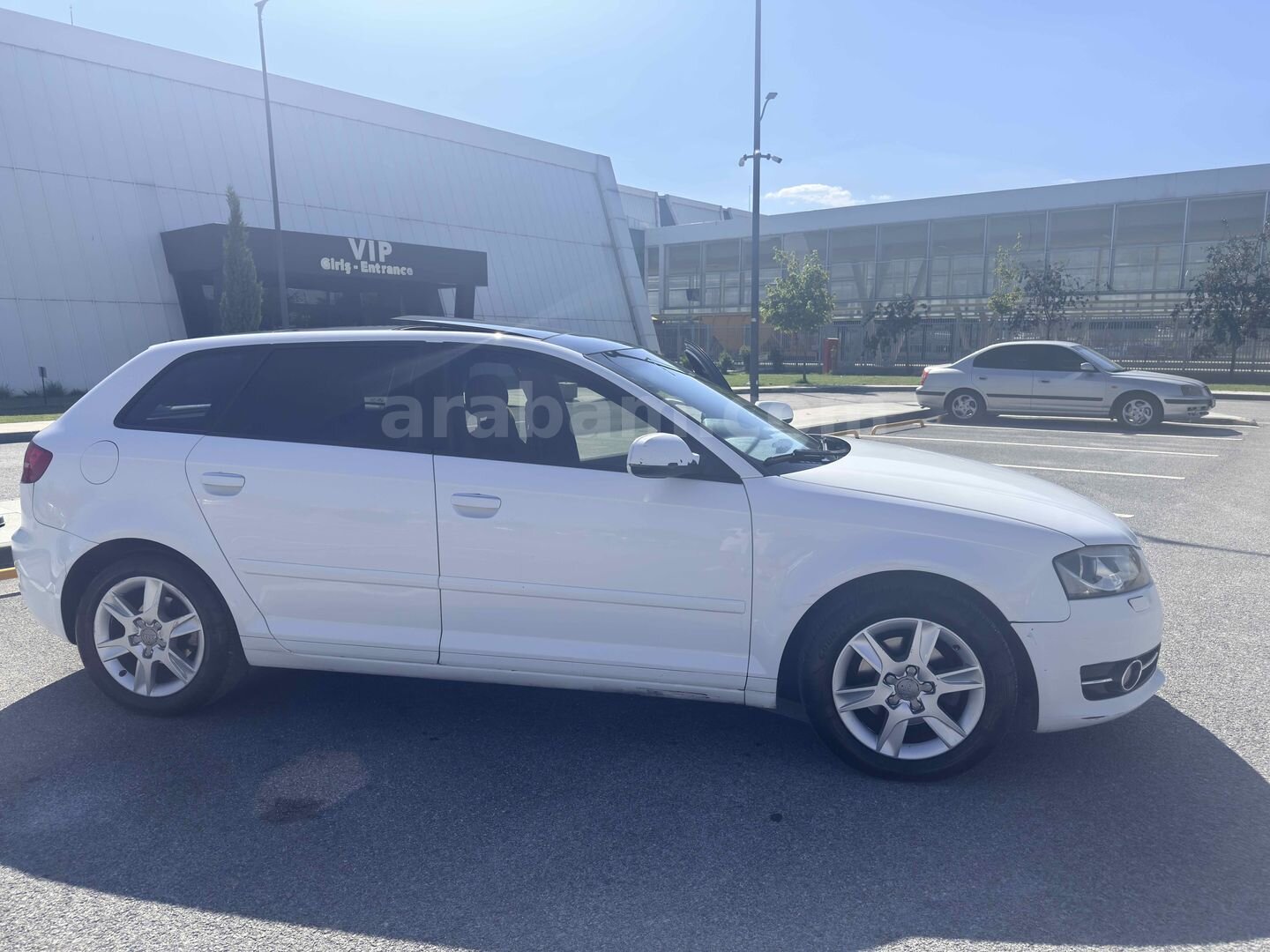 Sahibinden Audi A3 Sportback 1.6 TDI Attraction 2012 Model Konya 277.000 km Beyaz 3
