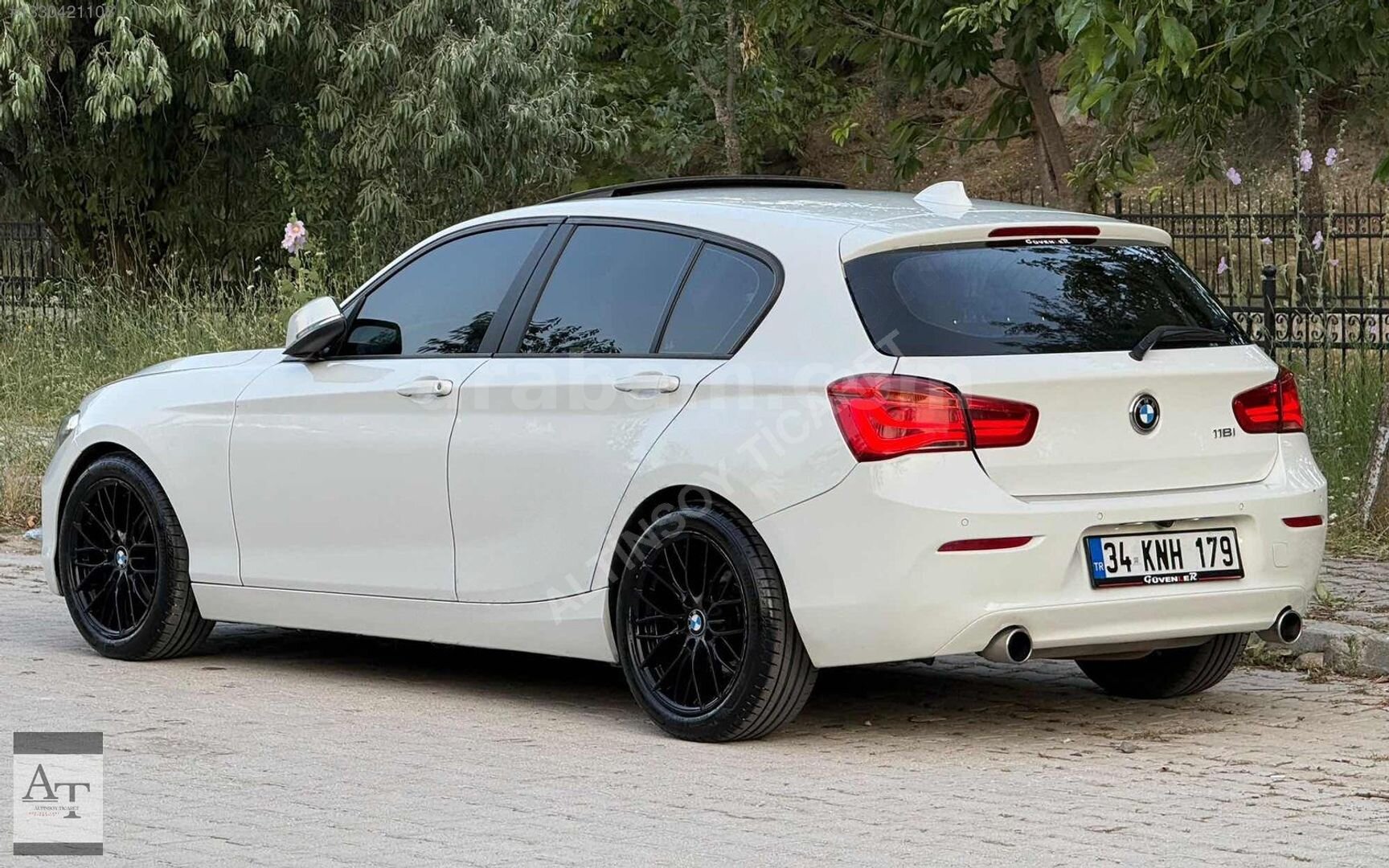 Galeriden BMW 1 Serisi 118i Joy Plus 2015 Model Isparta 226.400 km Beyaz 3