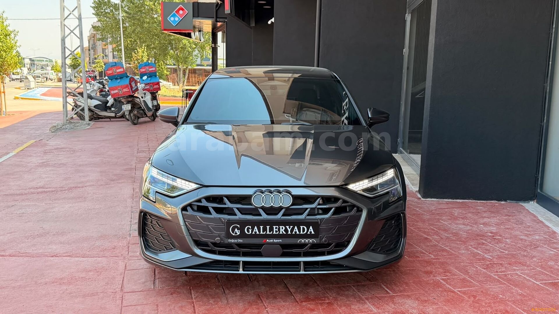 Galeriden Audi A3 Sedan 35 TFSI S-Line 2025 Model Sakarya 8.500 km Gri 3