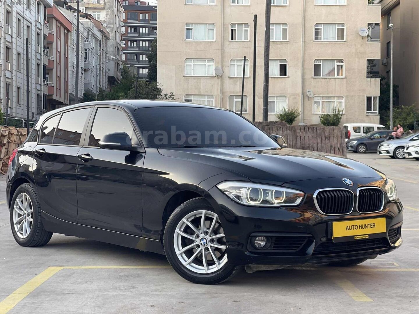 Galeriden BMW 1 Serisi 118i Joy Plus 2016 Model İstanbul 162.000 km Siyah 3