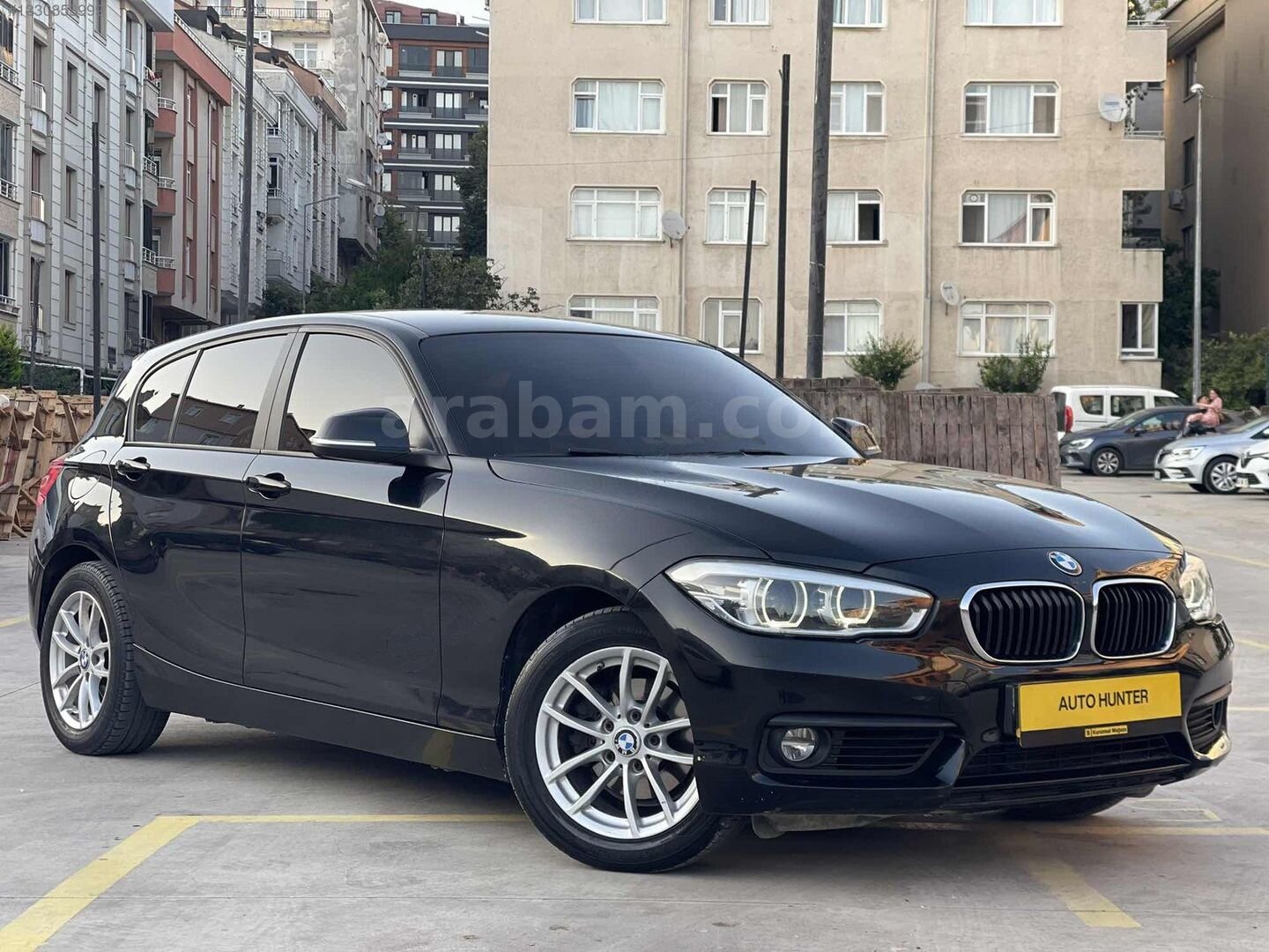 Galeriden BMW 1 Serisi 118i Joy Plus 2016 Model İstanbul 162.000 km Siyah 2