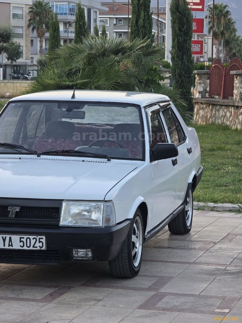 Galeriden Tofaş Şahin 1.6 1989 Model İzmir 76.000 km Beyaz 3