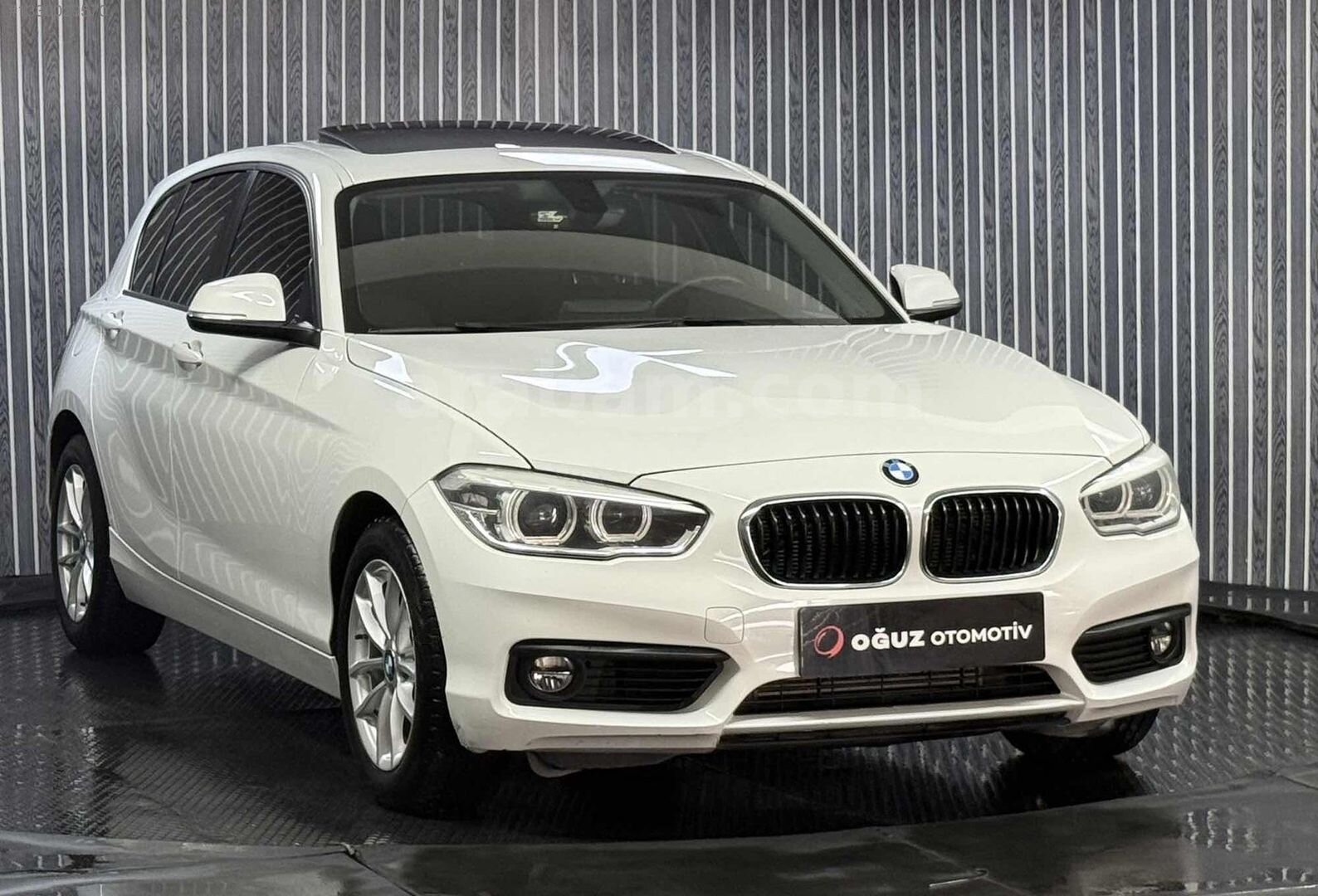 Galeriden BMW 1 Serisi 118i Joy Plus 2016 Model Eskişehir 136.000 km Beyaz 1