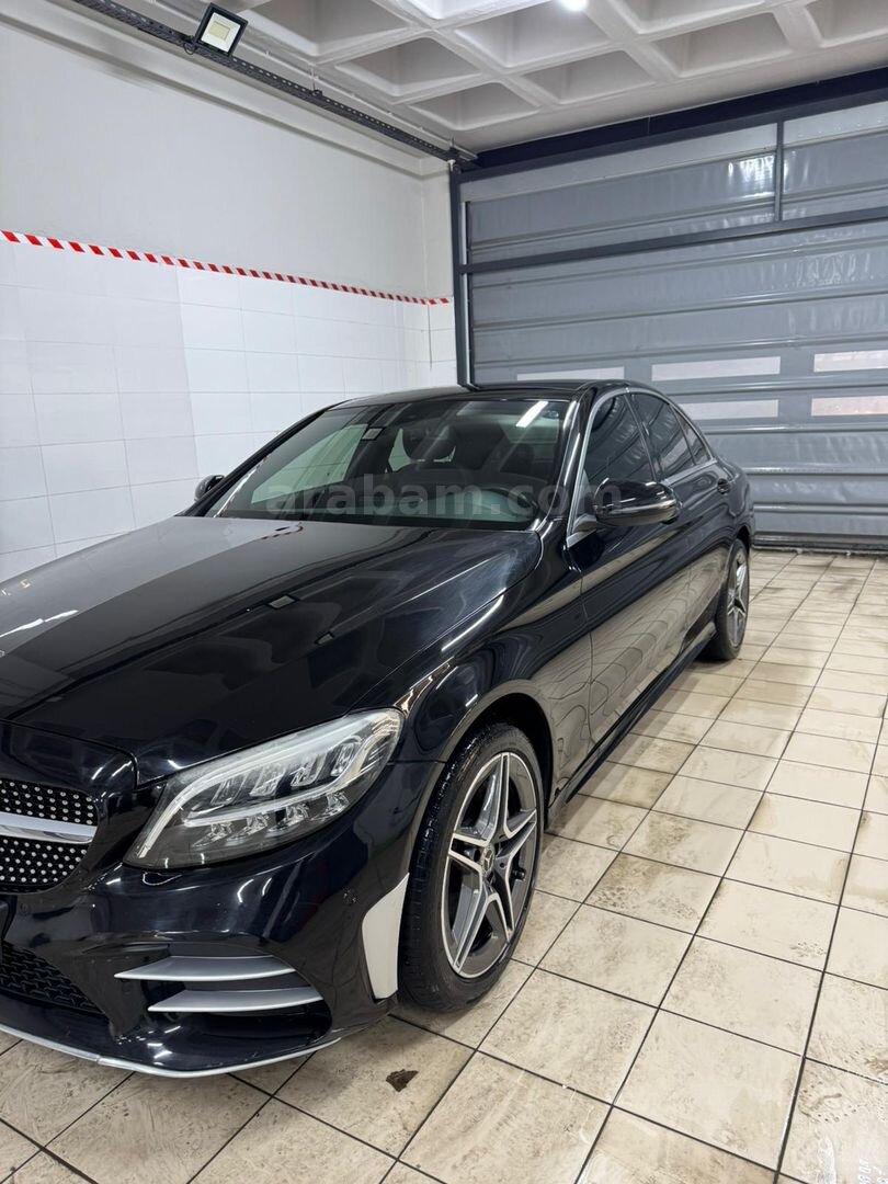 Sahibinden Mercedes - Benz C 200 AMG 2018 Model İstanbul 139.000 km Siyah 4