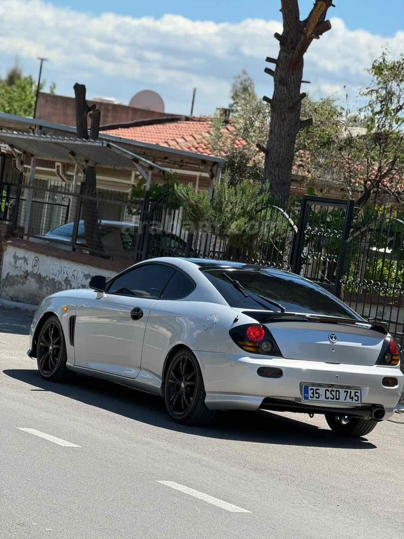 Sahibinden Hyundai Coupe 1.6 FX 2004 Model İzmir 315.000 km Gri (Gümüş) 4