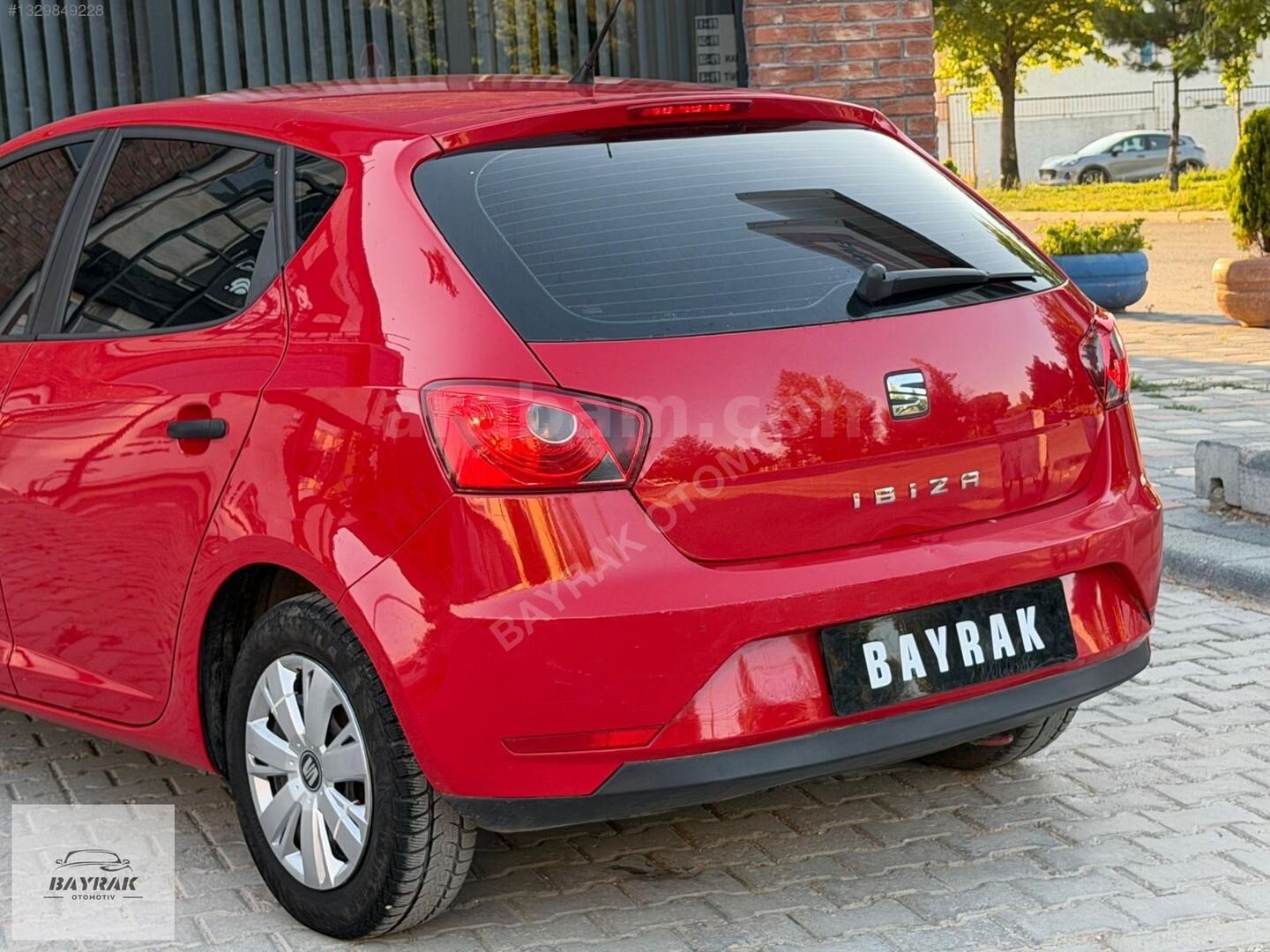 Galeriden Seat Ibiza 1.4 Reference 2014 Model Eskişehir 125.000 km Kırmızı 6