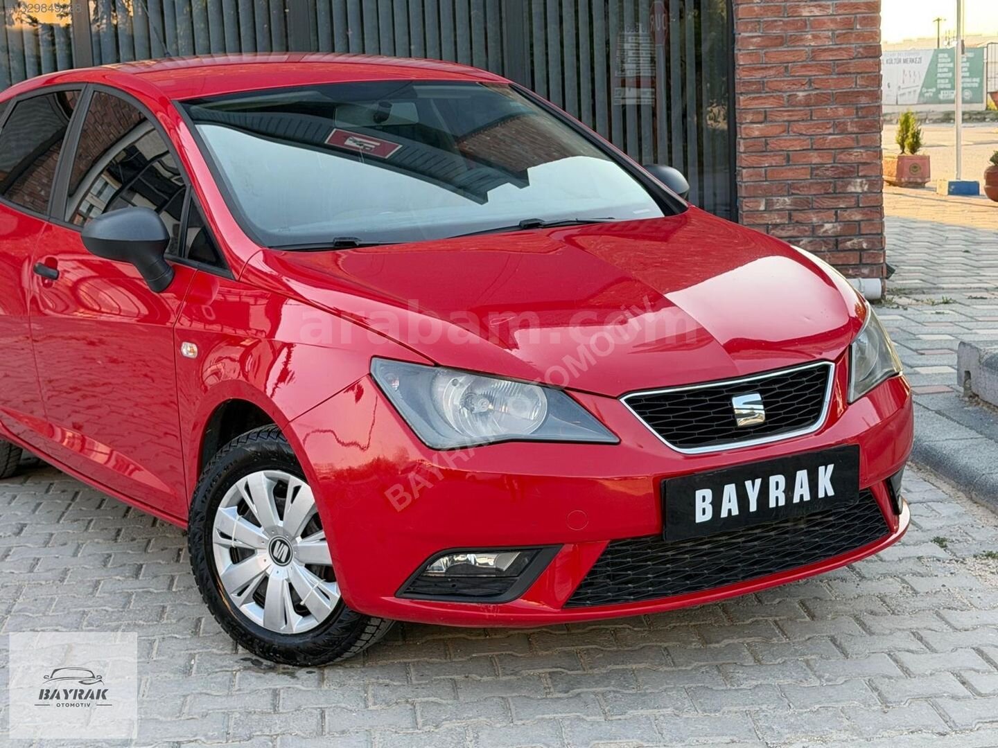 Galeriden Seat Ibiza 1.4 Reference 2014 Model Eskişehir 125.000 km Kırmızı 4