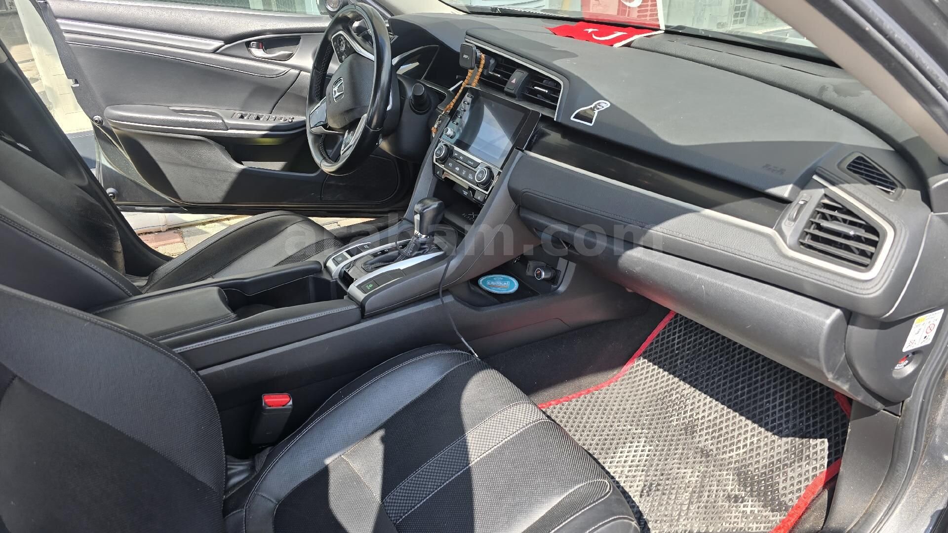 Sahibinden Honda Civic 1.6i VTEC Executive 2021 Model İzmir 92.000 km Füme 2