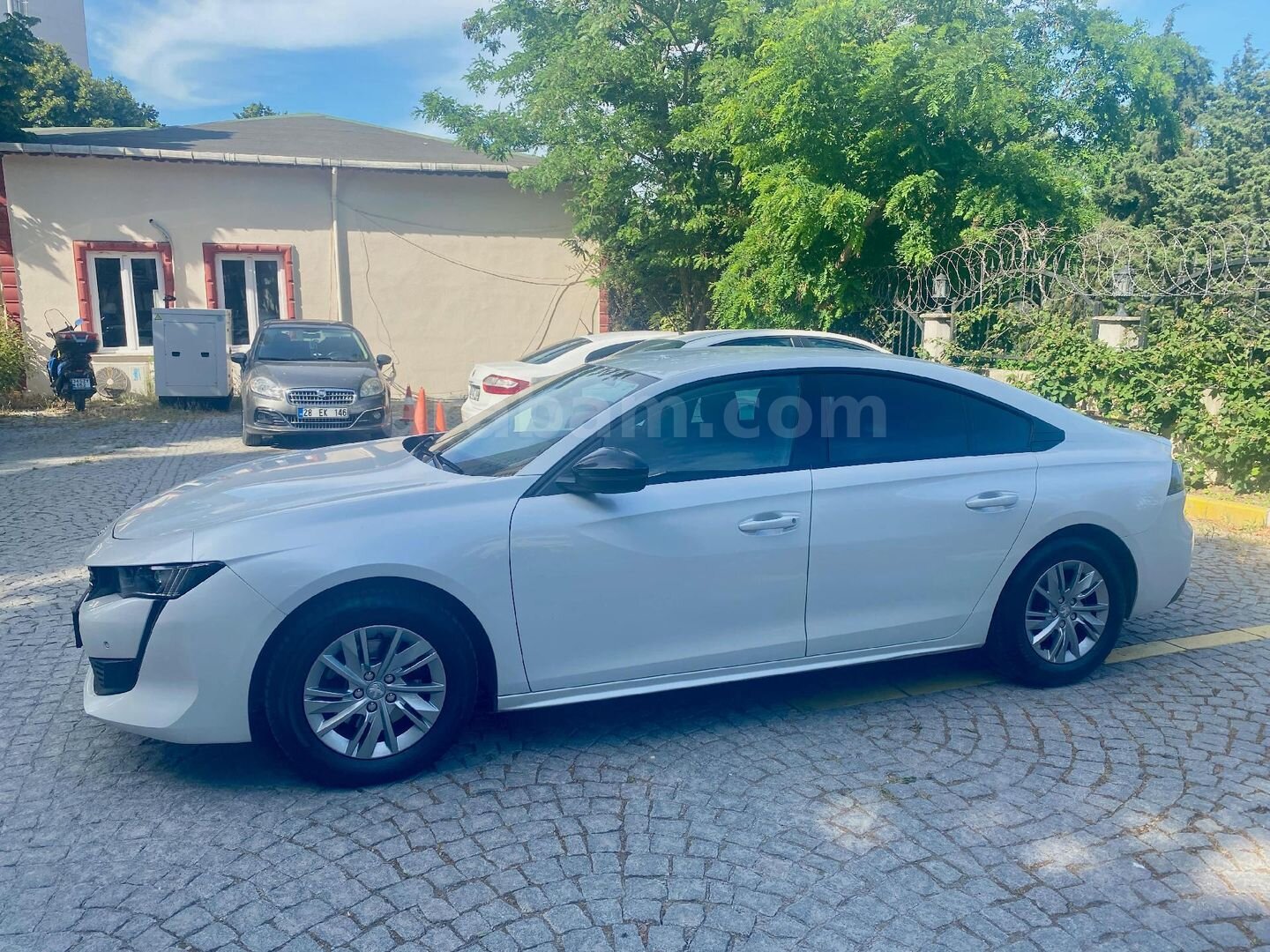 Sahibinden Peugeot 508 1.5 BlueHDI Prime 2022 Model İstanbul 71.000 km Beyaz 4