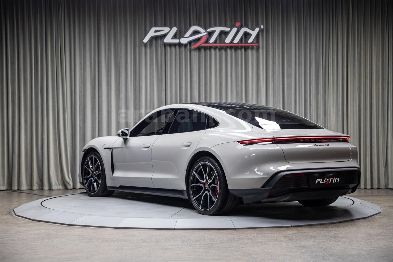 Galeriden Porsche Taycan Elektrik 4S Performance Plus 2023 Model İstanbul 53.000 km Gri 4