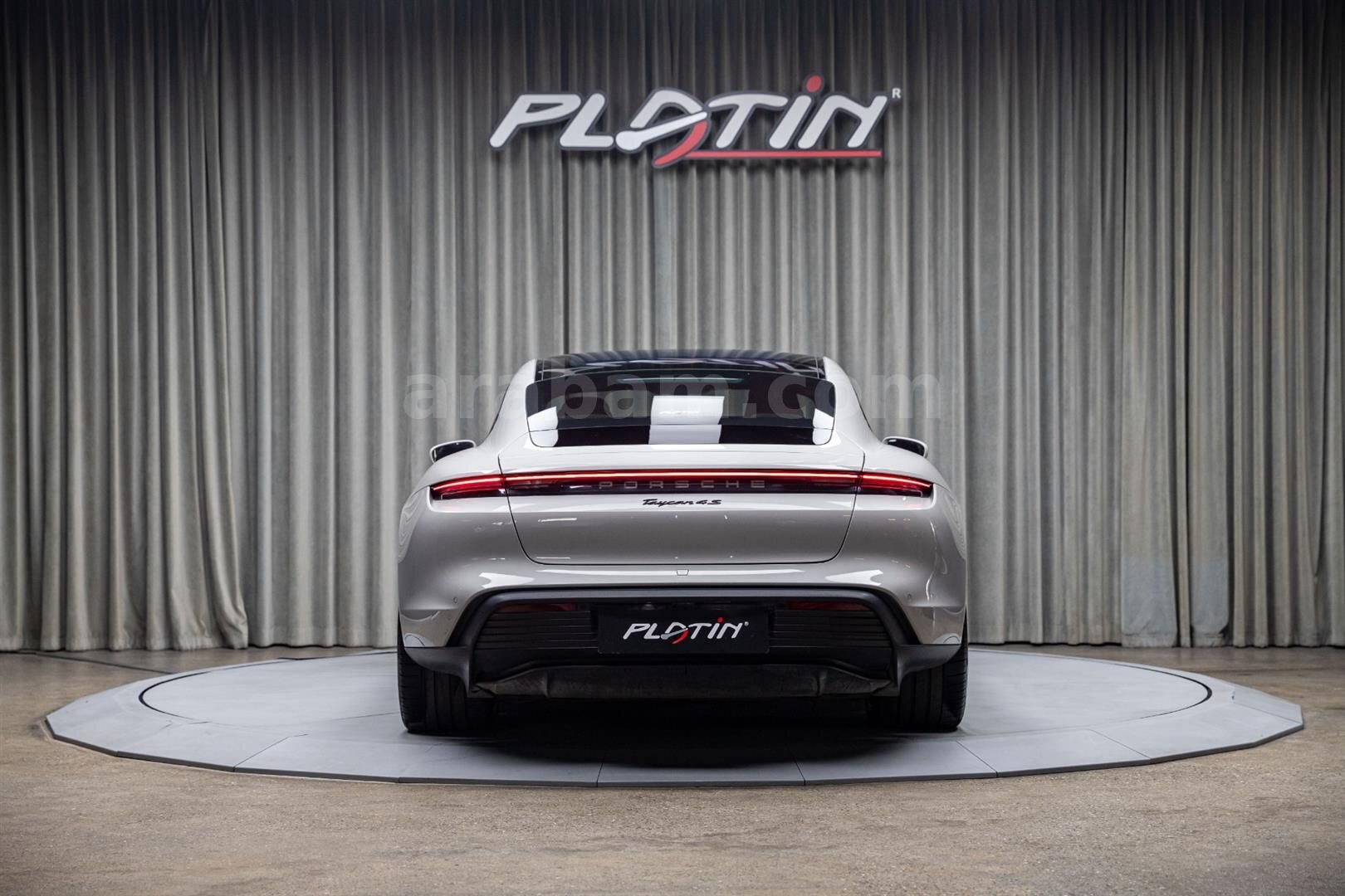 Galeriden Porsche Taycan Elektrik 4S Performance Plus 2023 Model İstanbul 53.000 km Gri 5