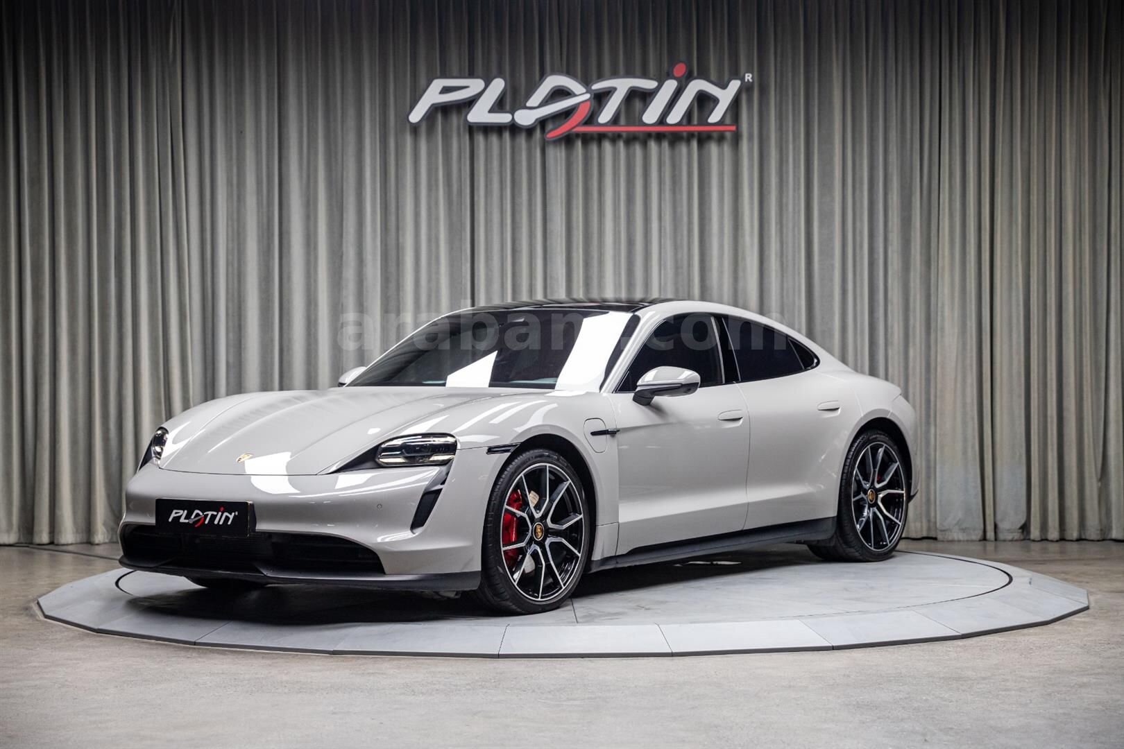 Galeriden Porsche Taycan Elektrik 4S Performance Plus 2023 Model İstanbul 53.000 km Gri 1