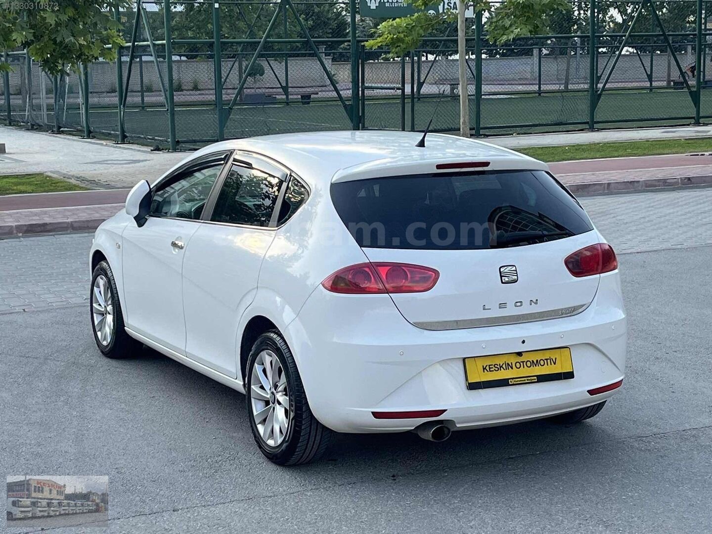 Galeriden Seat Leon 1.6 TDI CR Style 2012 Model Konya 223.000 km Beyaz 7