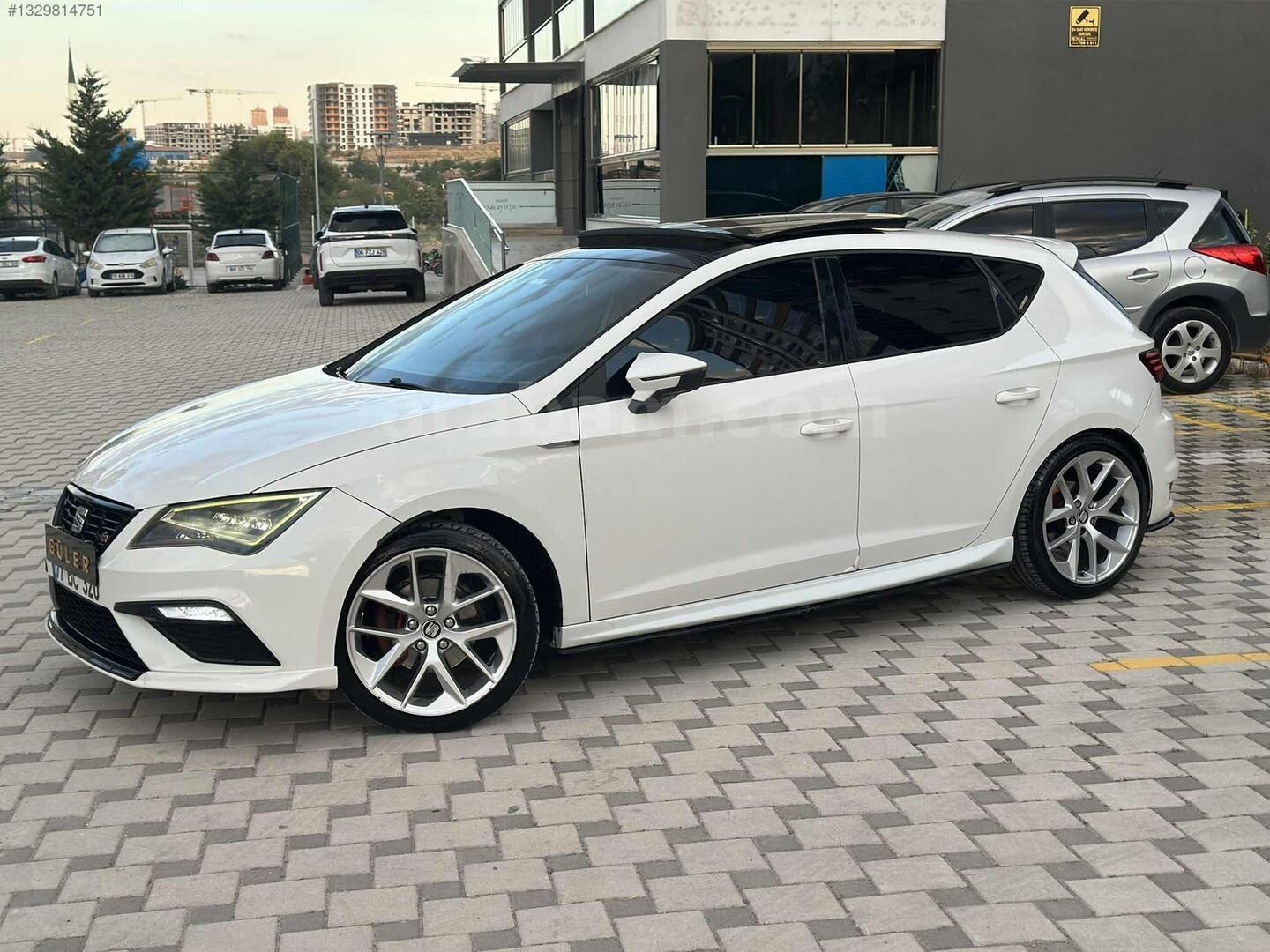 Galeriden Seat Leon 1.6 TDI CR Style 2013 Model Ankara 250.000 km Beyaz 5