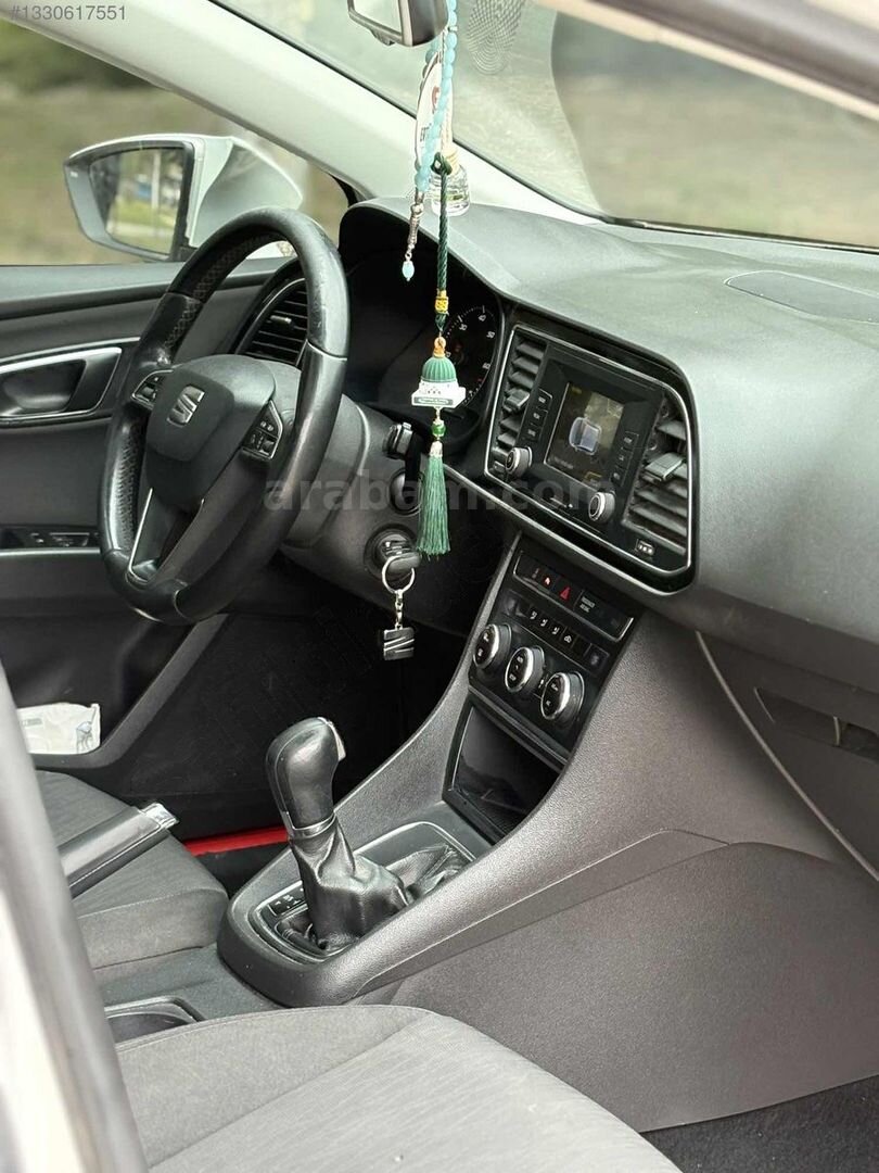 Galeriden Seat Leon 1.6 TDI CR Style 2015 Model Ankara 217.000 km Beyaz 3