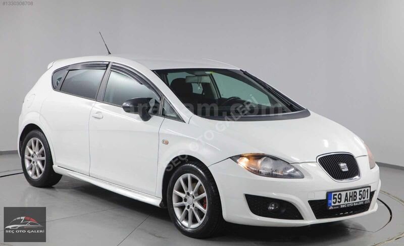 Galeriden Seat Leon 1.6 TDI CR Style 2011 Model Osmaniye 300.000 km Beyaz