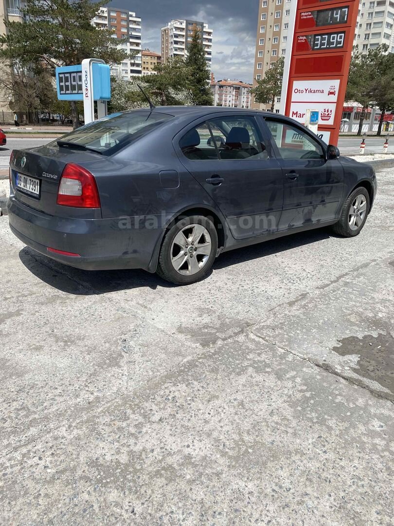 Sahibinden Skoda Octavia 1.6 Ambiente Optimal 2011 Model Kayseri 97.035 km Füme 2
