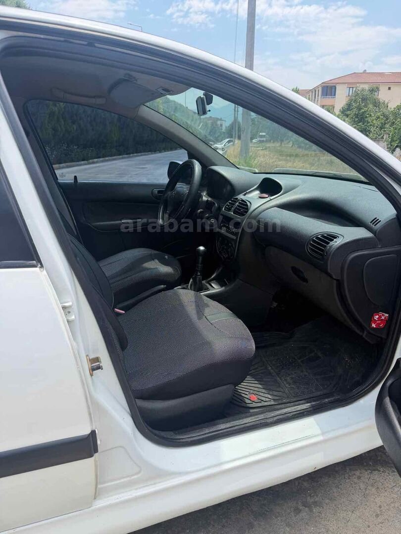 Sahibinden Peugeot 206 1.4 X-Design 2006 Model Düzce 296.000 km Beyaz 7