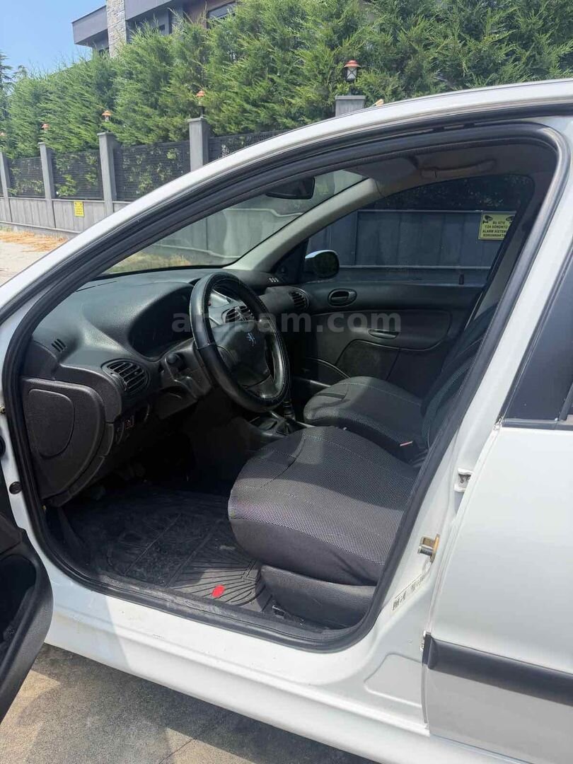 Sahibinden Peugeot 206 1.4 X-Design 2006 Model Düzce 296.000 km Beyaz 6