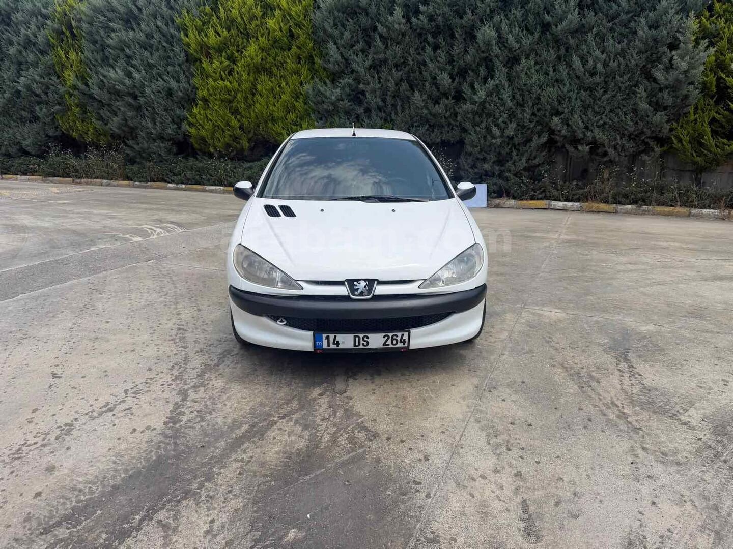 Sahibinden Peugeot 206 1.4 X-Design 2006 Model Düzce 296.000 km Beyaz 5