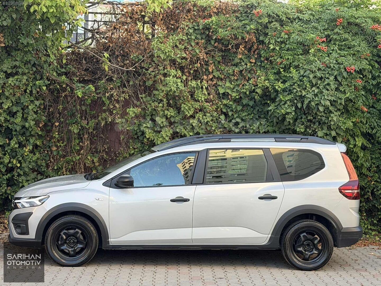 Galeriden Dacia Jogger 1.0 TCe Essential 2022 Model Ankara 128.000 km Gri 4