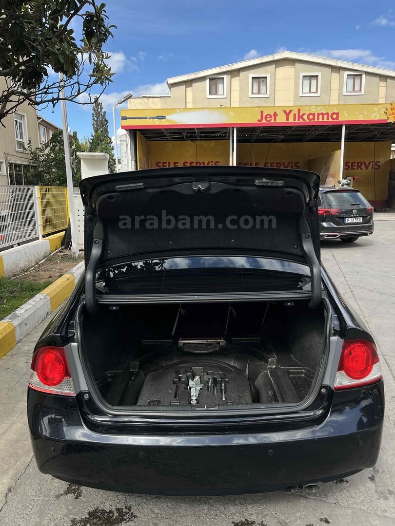 Sahibinden Honda Civic 1.6i VTEC Dream 2008 Model Kocaeli 163.500 km Siyah 3