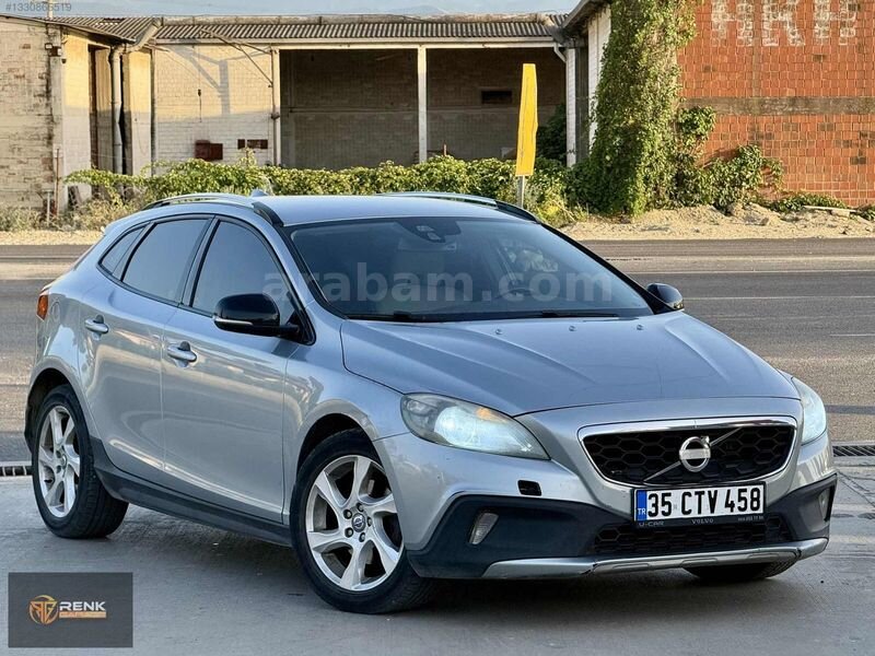 Galeriden Volvo V40 Cross Country 1.6 D Advance 2014 Model İzmir 177.500 km Gri