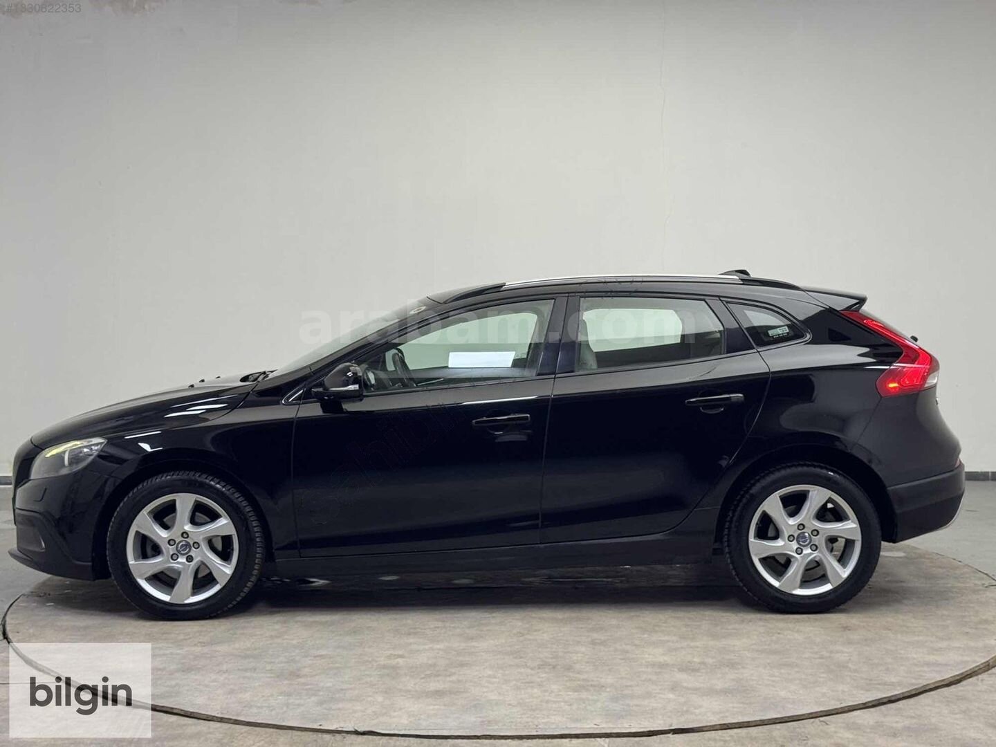 Galeriden Volvo V40 Cross Country 1.6 D Advance 2014 Model Ankara 196.000 km Siyah 7
