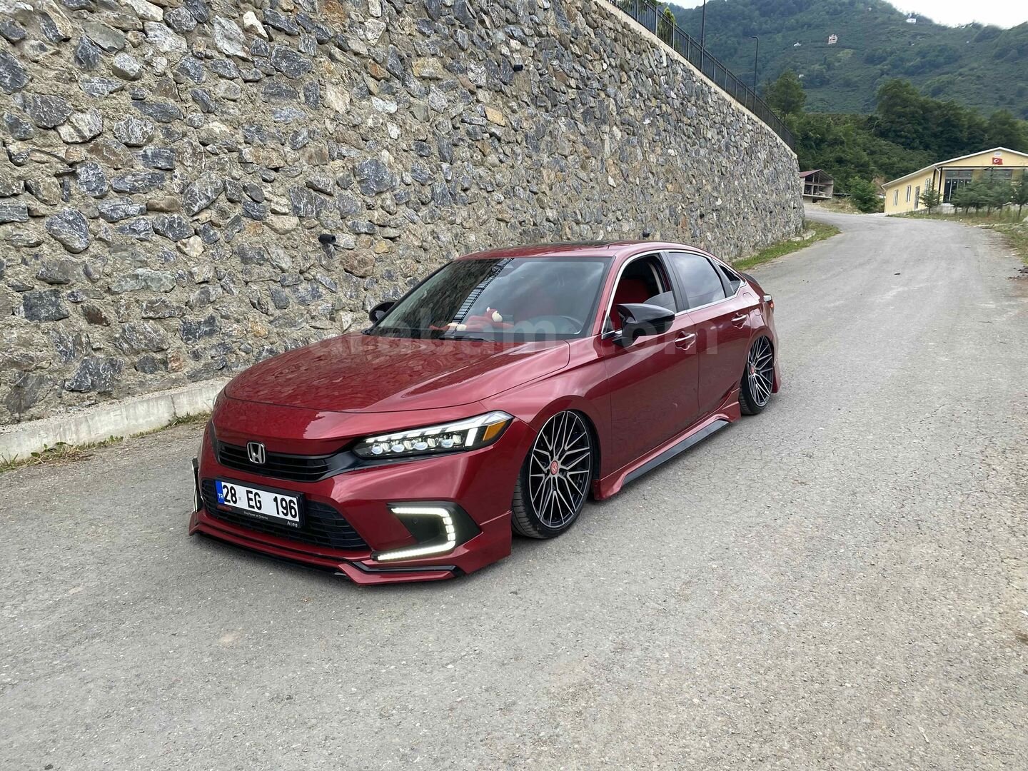 Sahibinden Honda Civic 1.5 i-VTEC Executive Plus 2023 Model Giresun 60.000 km Kırmızı 2