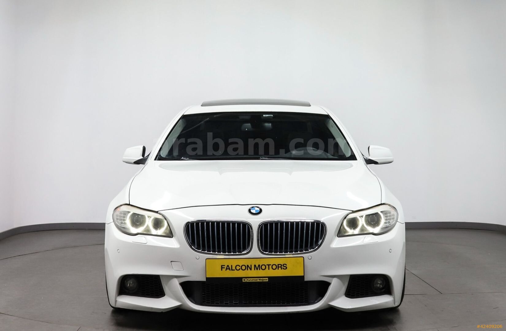 Galeriden BMW 5 Serisi 520d M Sport 2011 Model İstanbul 278.500 km Beyaz 5