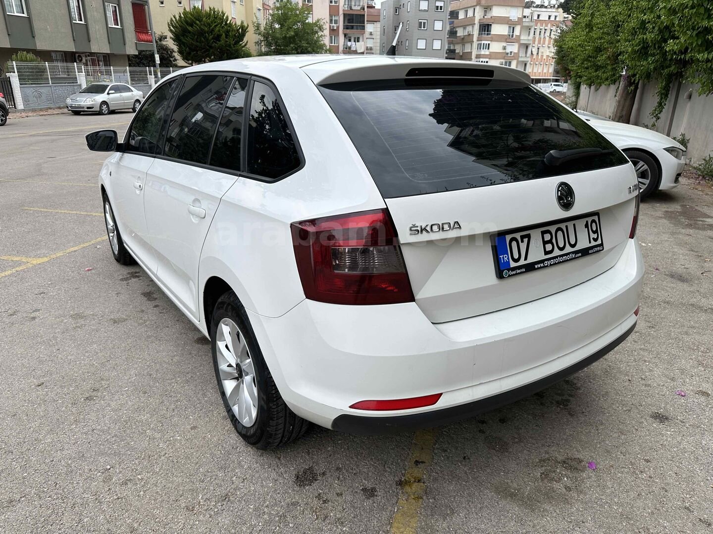 Sahibinden Skoda Rapid 1.6 CR TDI Spaceback Ambition 2014 Model Antalya 145.000 km Beyaz 2
