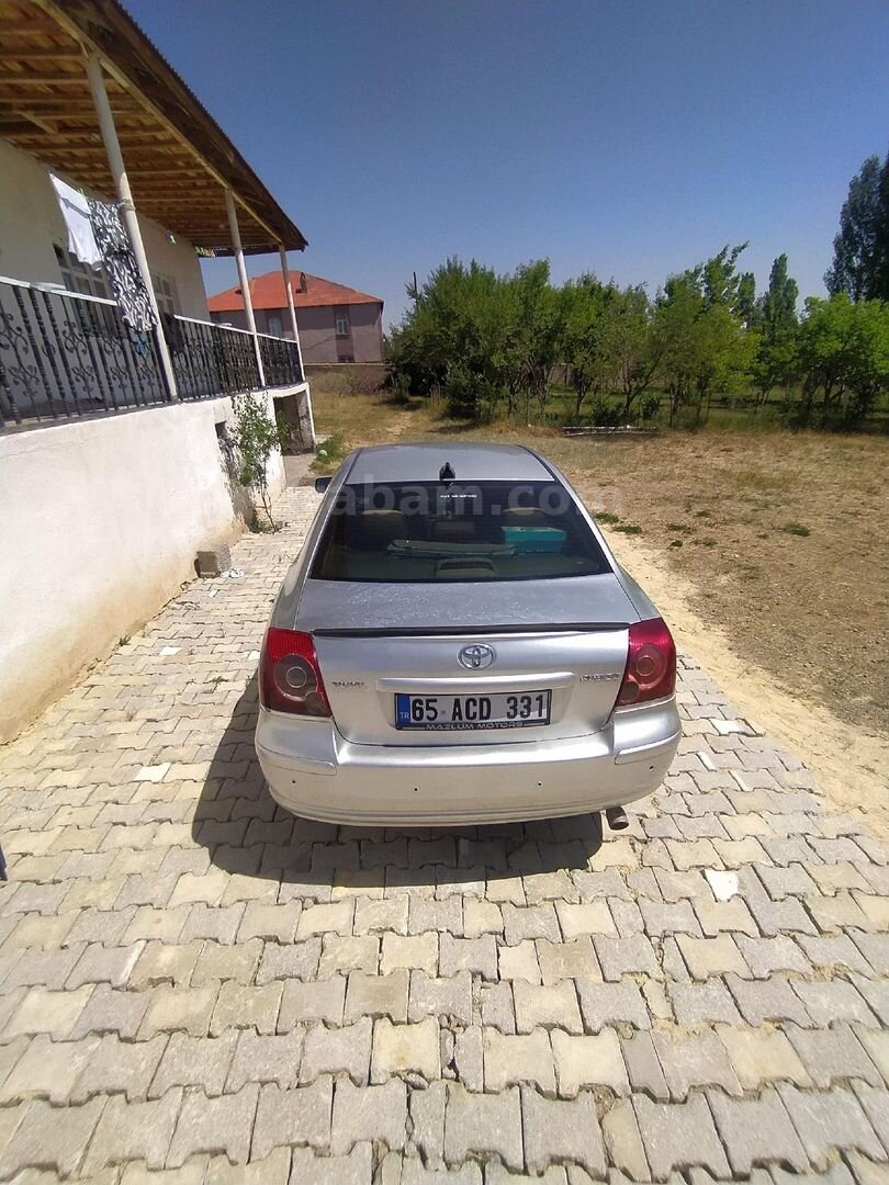Sahibinden Toyota Avensis 1.6 Comfort 2008 Model Van 452.000 km Gri (Gümüş) 6