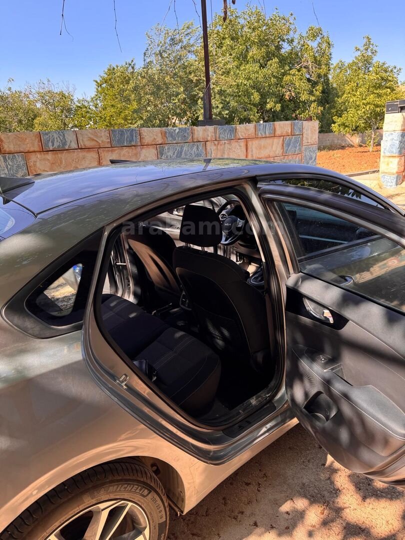 Sahibinden Kia Cerato 1.6 MPI Elegance 2022 Model Gaziantep 116.000 km Gri 7