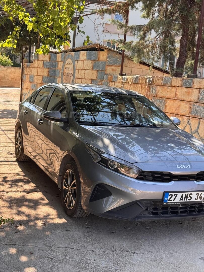 Sahibinden Kia Cerato 1.6 MPI Elegance 2022 Model Gaziantep 116.000 km Gri 1