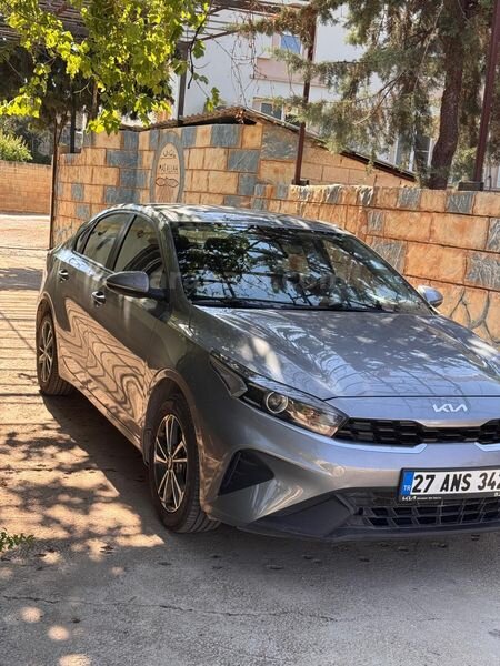 Sahibinden Kia Cerato 1.6 MPI Elegance 2022 Model Gaziantep 116.000 km Gri