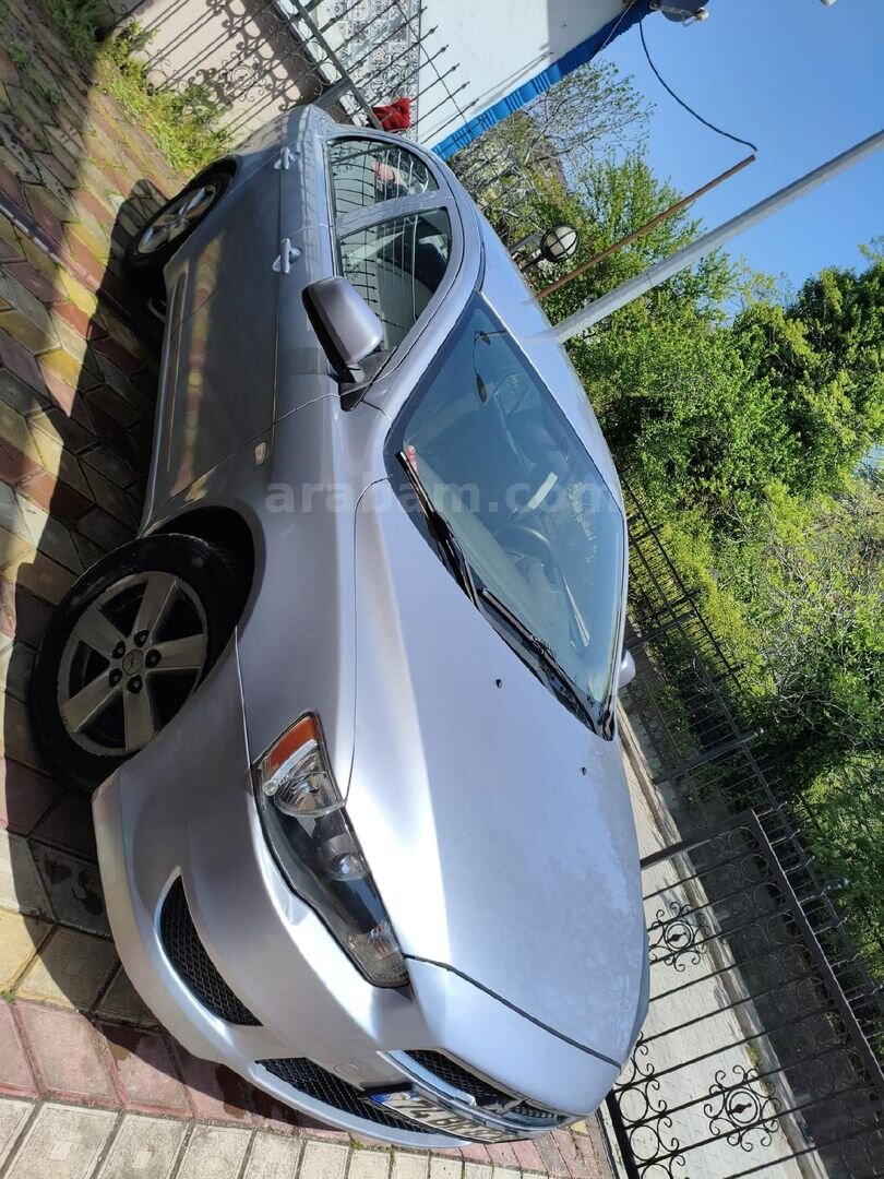 Sahibinden Mitsubishi Lancer 1.5 Invite 2008 Model Bartın 245.000 km Gri (Gümüş) 2