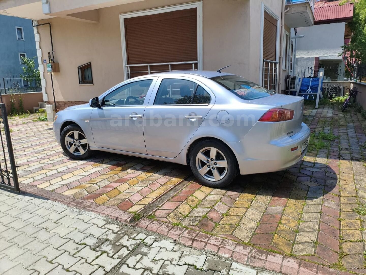 Sahibinden Mitsubishi Lancer 1.5 Invite 2008 Model Bartın 245.000 km Gri (Gümüş) 6