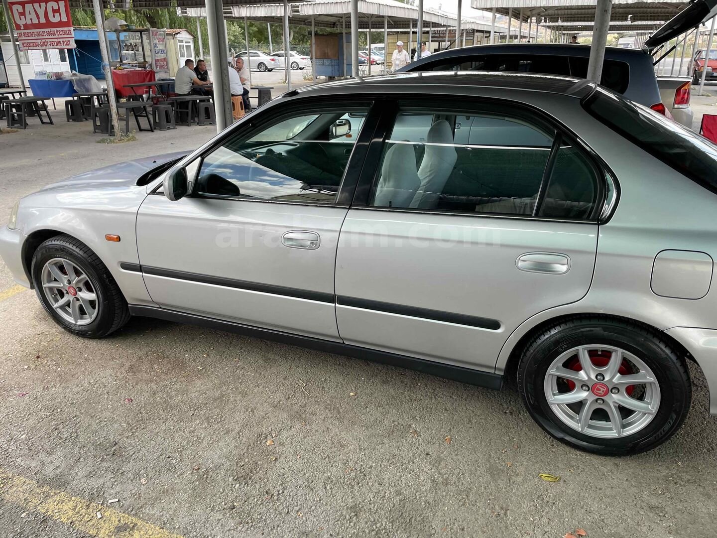 Sahibinden Honda Civic 1.4 i S 2001 Model Afyonkarahisar 185.000 km Gri (Gümüş) 3