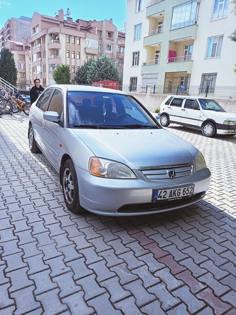 Sahibinden Honda Civic 1.6i VTEC LS 2003 Model Konya 251.000 km Gri (Gümüş) 1