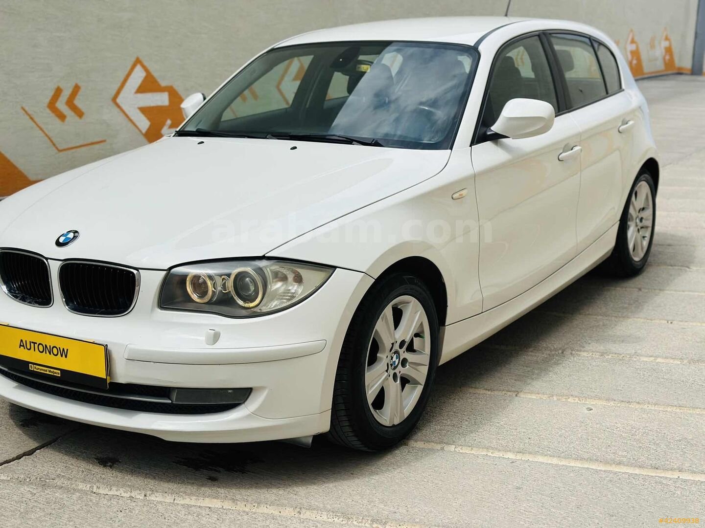 Galeriden BMW 1 Serisi 116i Comfort 2011 Model Ankara 275.000 km Beyaz 4