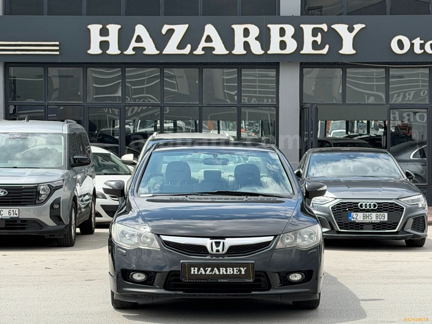 Galeriden Honda Civic 1.6i VTEC Premium 2011 Model Konya 153.000 km Siyah 2