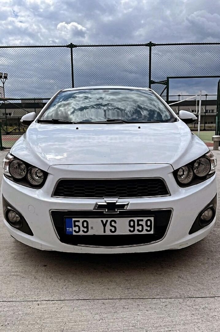 Sahibinden Chevrolet Aveo 1.3 D LT 2013 Model Tekirdağ 177.500 km Beyaz 6