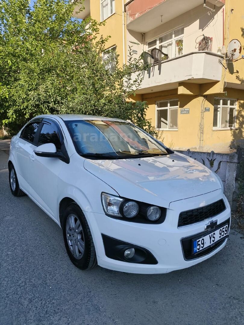 Sahibinden Chevrolet Aveo 1.3 D LT 2013 Model Tekirdağ 177.500 km Beyaz 3