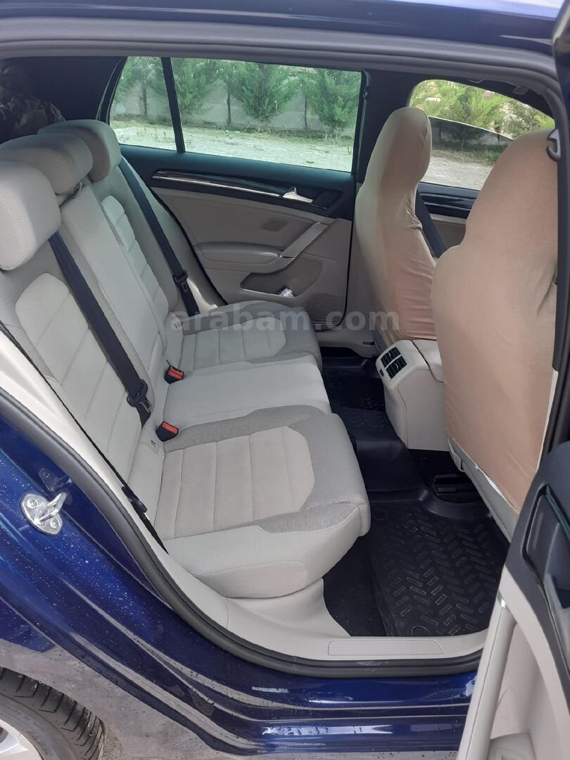 Sahibinden Volkswagen Golf 1.6 TDi BlueMotion Highline 2019 Model Afyonkarahisar 14.500 km Lacivert 4