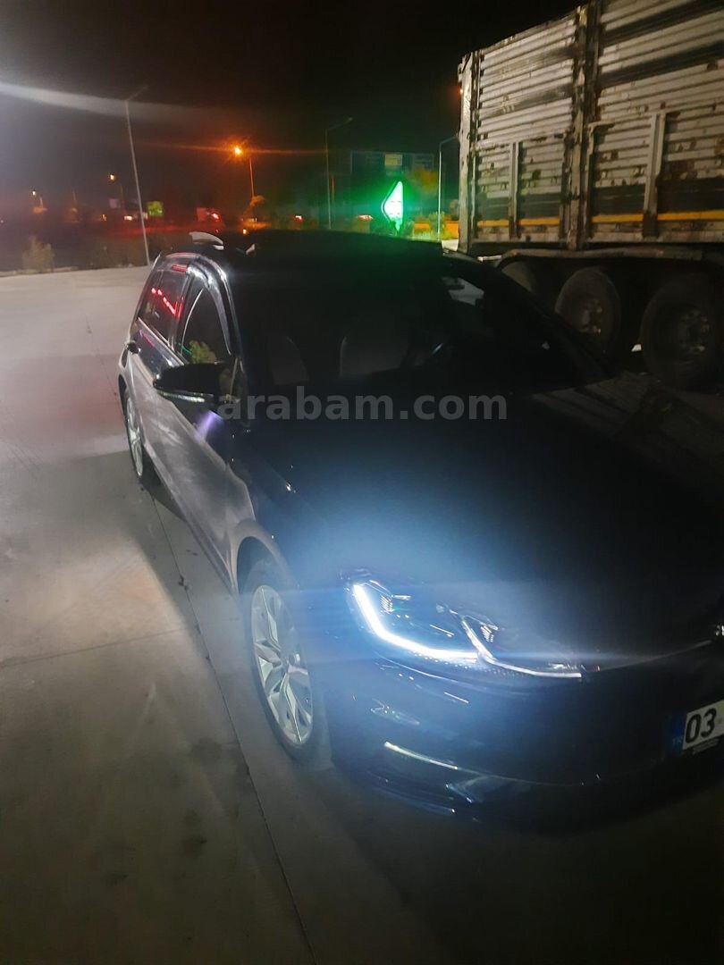 Sahibinden Volkswagen Golf 1.6 TDi BlueMotion Highline 2019 Model Afyonkarahisar 14.500 km Lacivert 2