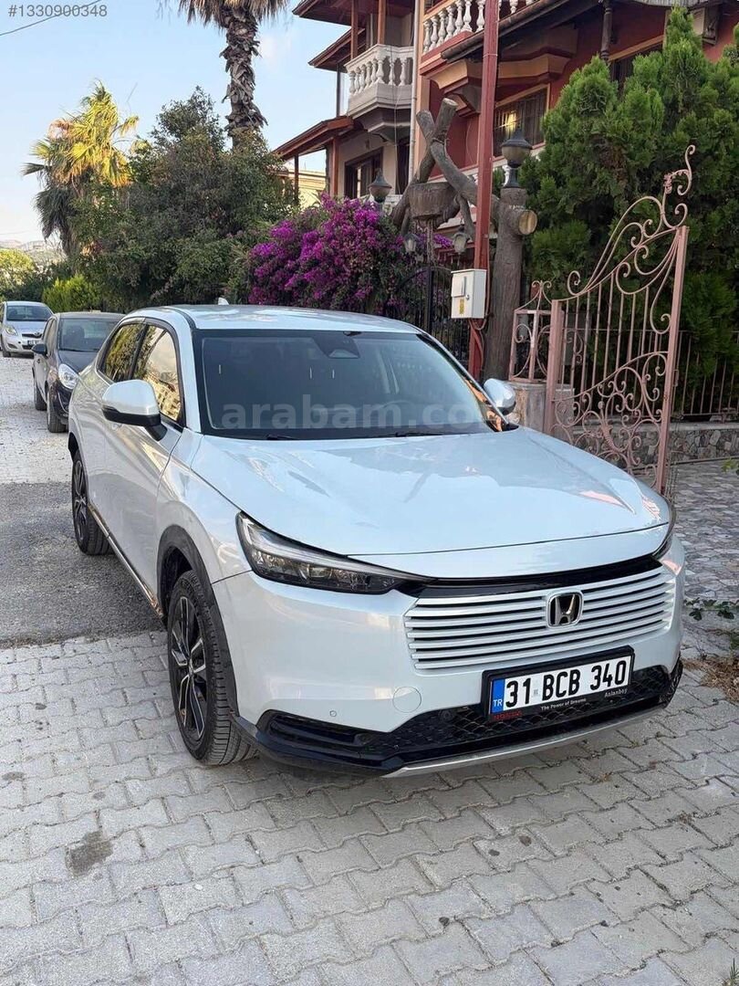 2025 HONDA HRV ADVANCE e-HEV 6100 km 2