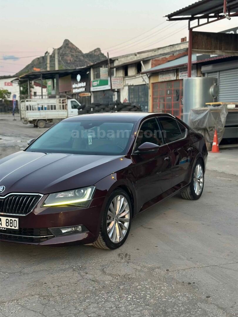 Sahibinden Skoda SuperB 1.6 TDI Prestige 2015 Model Tokat 180.000 km Kırmızı 2